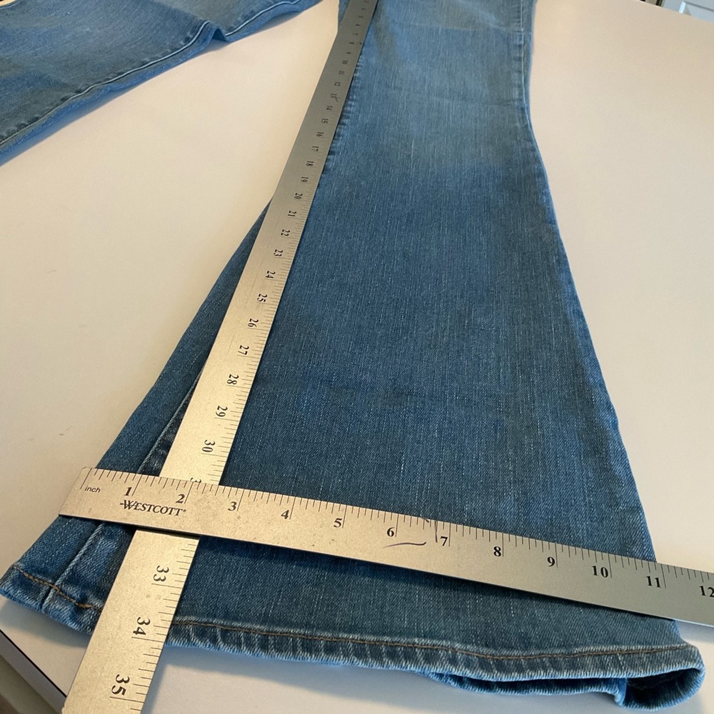 J Brand High Rise Blue Denim Flare Leg Jeans with Stretch, Size 26 - Picture 16 of 16
